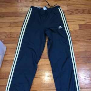 Adidas windbreaker sweatpants